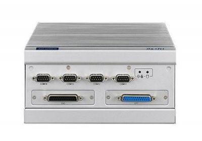 PC industriel fanless pour application transport, ITA-1711 J1900 4G DDR3 VGA+DVI