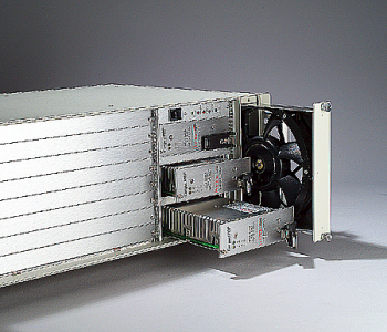 MIC-3042BE Châssis 4U pour cartes Compact PCI, alimentation redondante, hébergement x8  cartes 6U