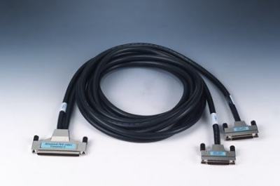 PCL-10251-1E Câble, SCSI-100 to 2*SCSI-50 câble blindé, 1m