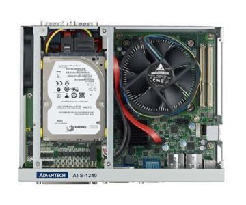 AIIS-1240-00A1E PC industriel pour application de vision, H61, 4 PoE, 2 LAN, 4 USB3.0, 6 COM, 8-bit DIO