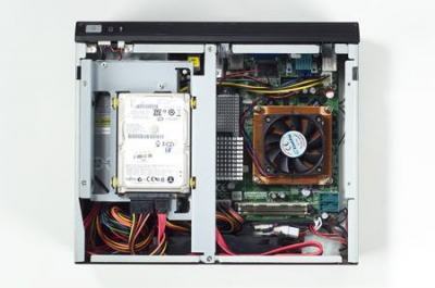 ARK-6622H-18ZE Châssis compact pour carte mère Mini ITX alimentation 180W FLEX