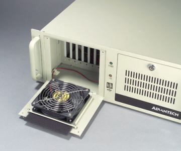 IPC-610MB-50LD Rack 4U industriel compatible carte ATX, maintenance ventilateur en façade avec alimentation 500W