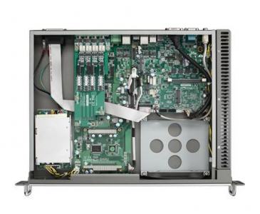 ITA-2111-00A1E PC industriel fanless pour application transport, 4G DDR, Single AC/DC power input, 1U