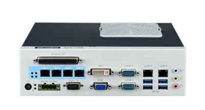 AIIS-1240-00A1E PC industriel pour application de vision, H61, 4 PoE, 2 LAN, 4 USB3.0, 6 COM, 8-bit DIO