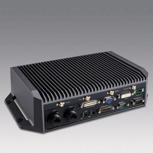 TREK-674-HWB7A0E Box fanless pour gestion de véhicule, avec WWAN(EU)/GPS/WLAN/BT/SSD/WES7