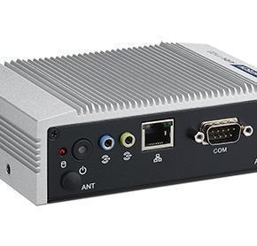 PC industriel fanless, Intel Celeron QC 2.0GHz w/dual HDMI+GbE