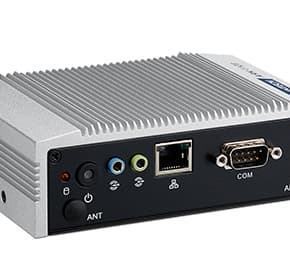 Intel® Atom™ E3825 SoC with Dual GbE and Dual COM Fanless Box PC