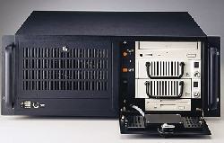 ADVANTECH-RACK19-705-i5-W10