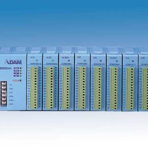 Station d'acquisition de données ADAM, 8-slot Distributed DA&C System Based on RS-485