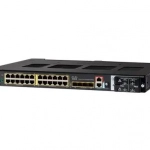 Switch ethernet industriel 1U Catalyst administrable avec 4 ports SFP uplinks et 24 ports gigabit PoE