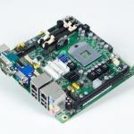 Carte mère industrielle, DC miniITX PGA DVI/VGA/PCIe/GbE, RoHS